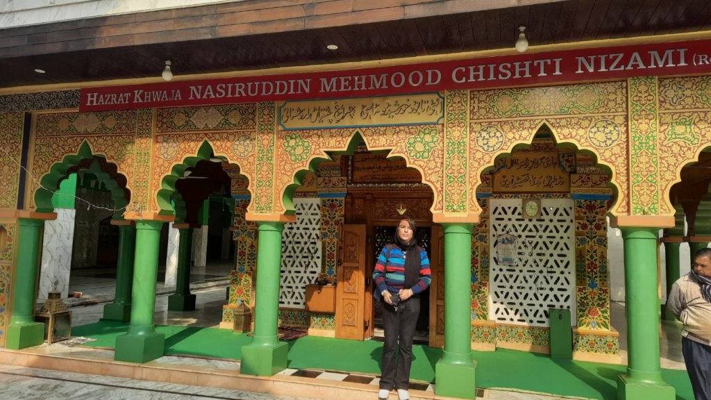 Chirag-e-Delhi सूफी संत हजरत नसीरुद्दीन महमूद चिराग ए दिल्ली की दरगाह के दर्शन
