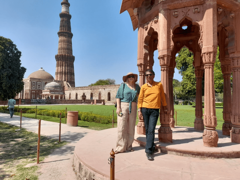 https://gowithharry.com/qutub-minar-delhi-architecture-history-timing/
