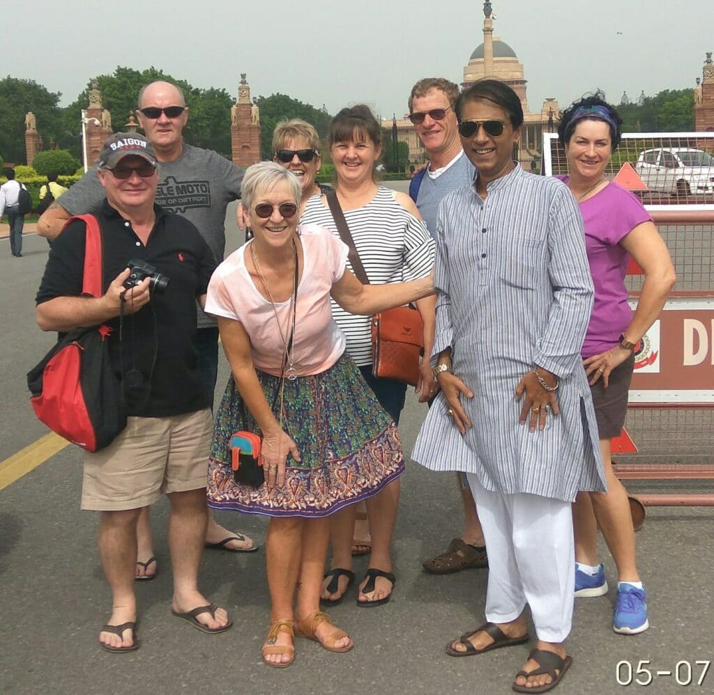 Best Places to Visit in Delhi: Tour Guide in Delhi