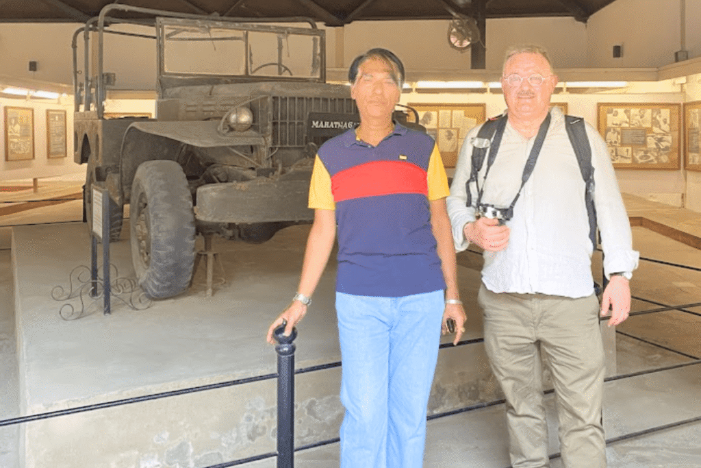 Mahatma Gandhi Tour in Delhi – Visit Raj Ghat, Gandhi Smriti & Gandhi Museum 11 Mahatma Gandhi Tour in Delhi – Visit Raj Ghat, Gandhi Smriti & Gandhi Museum