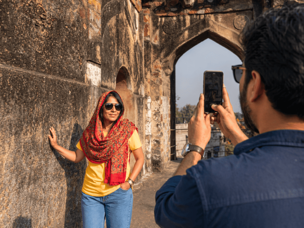 Pir Ghaib Delhi & Baoli - Interesting Story Dargah By a Local Guide