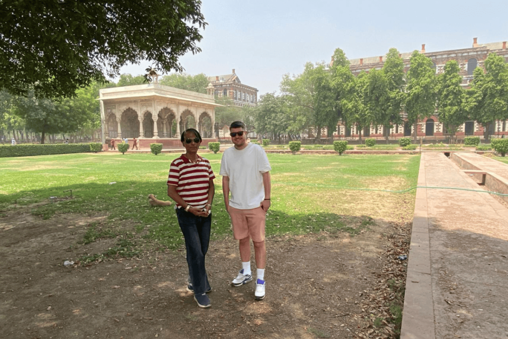 Perfect Tour Companion In Delhi-Best Delhi Guide