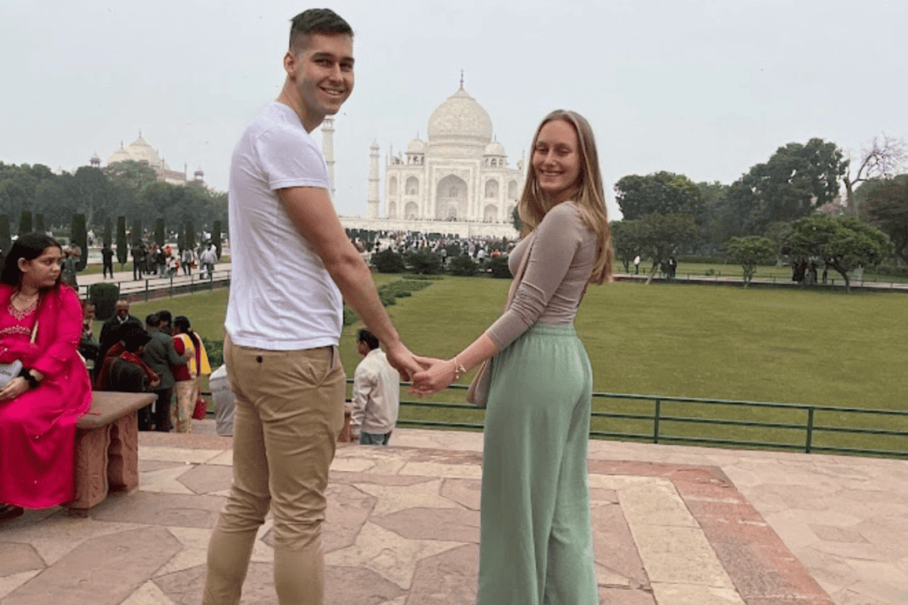 Taj Mahal Story: A Fascinating Tale of Love and Eternal Beauty