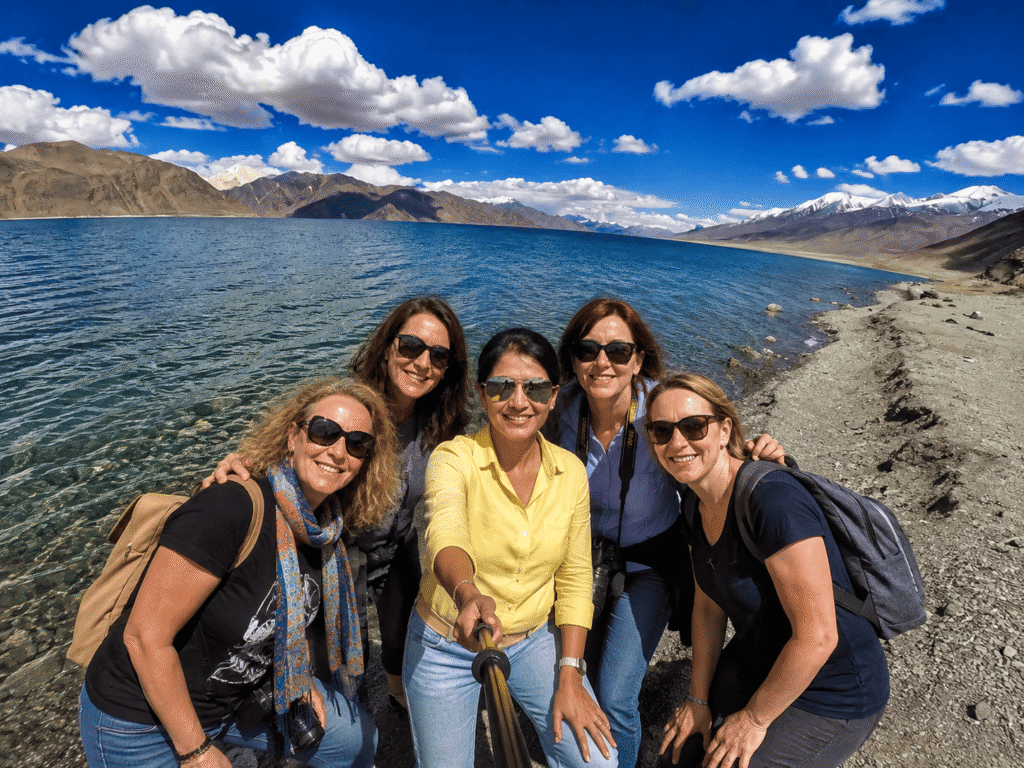 Delhi to Leh Ladakh: Golden Triangle Tour with Guide