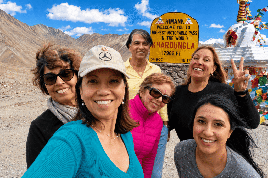 Delhi to Leh Ladakh: Golden Triangle Tour with Guide