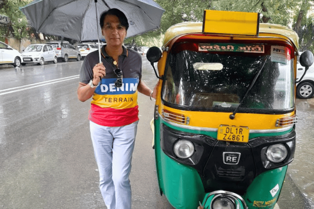 Delhi Tour Guide for Monsoon Walks – Discover Rainy Day Magic, Hidden Spots & Street Food Adventures 1 Delhi Tour Guide for Monsoon Walks – Discover Rainy Day Magic, Hidden Spots & Street Food Adventures