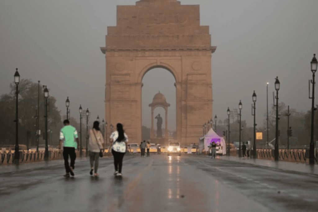 Delhi Tour Guide for Monsoon Walks – Discover Rainy Day Magic, Hidden Spots & Street Food Adventures 5 Delhi Tour Guide for Monsoon Walks – Discover Rainy Day Magic, Hidden Spots & Street Food Adventures