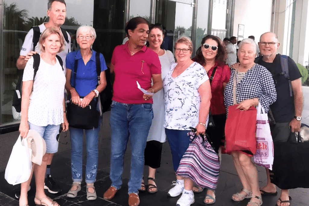 About Us – Your Trusted Delhi Tour Guide for Delhi, Agra & Jaipur Tours