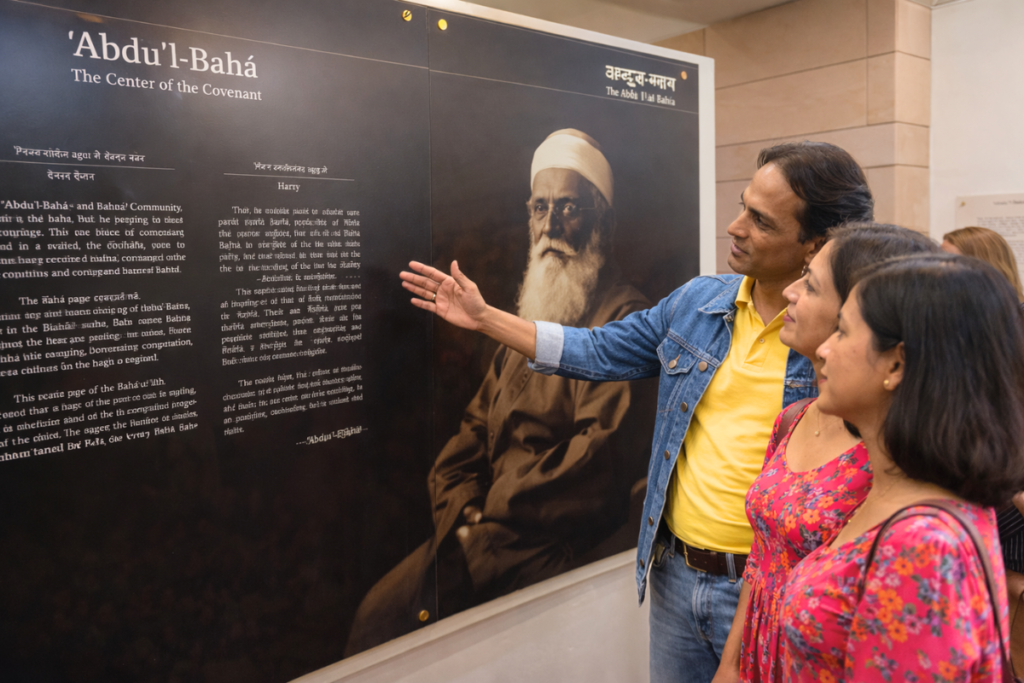 Lotus Temple Tour Guide – A Soulful Meditation Experience at the Bahai House of Worship