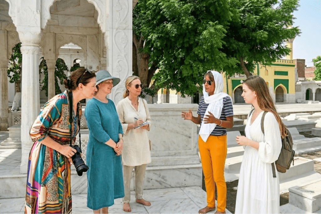 Mehrauli Archeological Park Walk with Delhi Tour Guide – Best Heritage Walk Near Qutub Minar