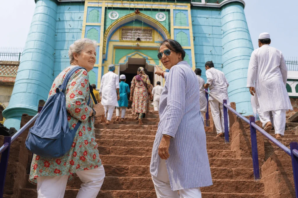 Turkman Gate Old Delhi Walk: A Romantic Journey Through Shrines, Queens, Mosques and Biryani